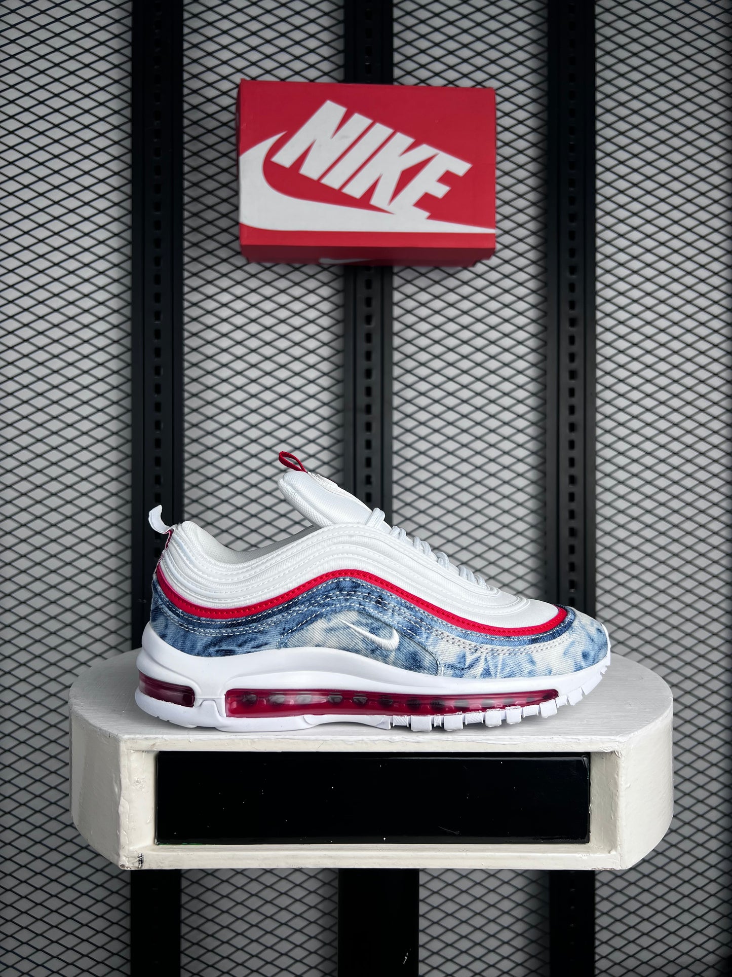 New edition sneaker