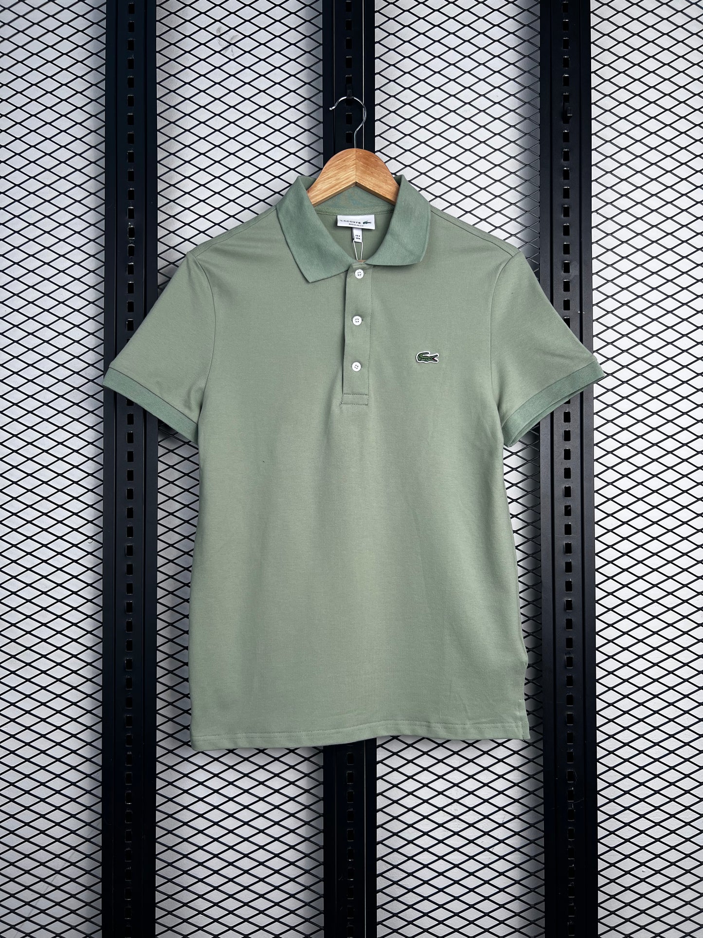 Men’s branded golf t-shirt