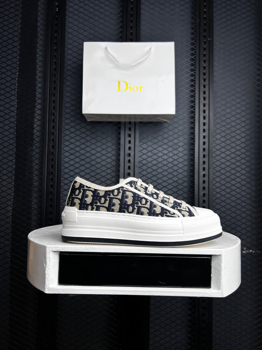 Ladies Sneakers - New Edition