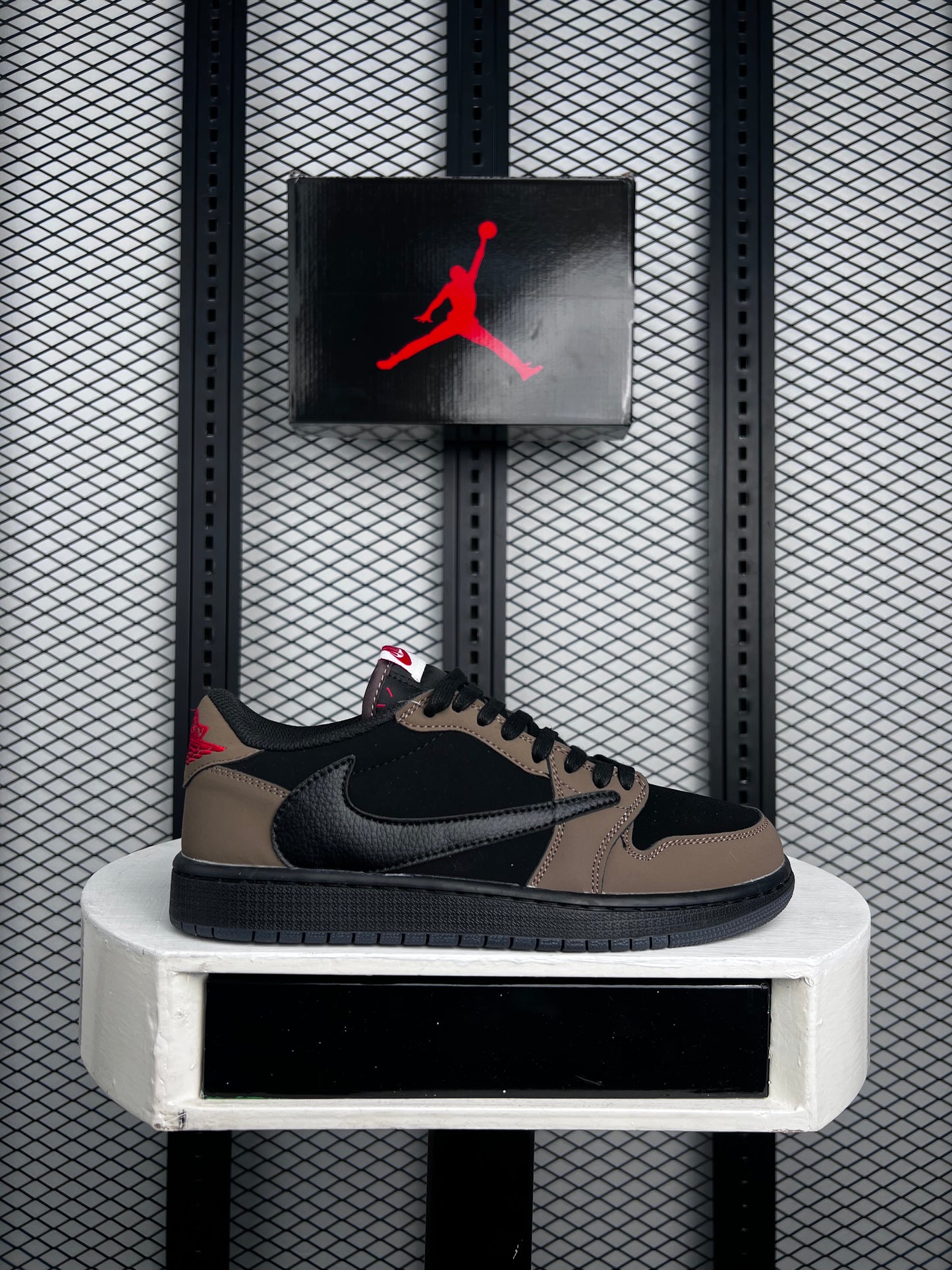 Men’s Special Edition Sneaker