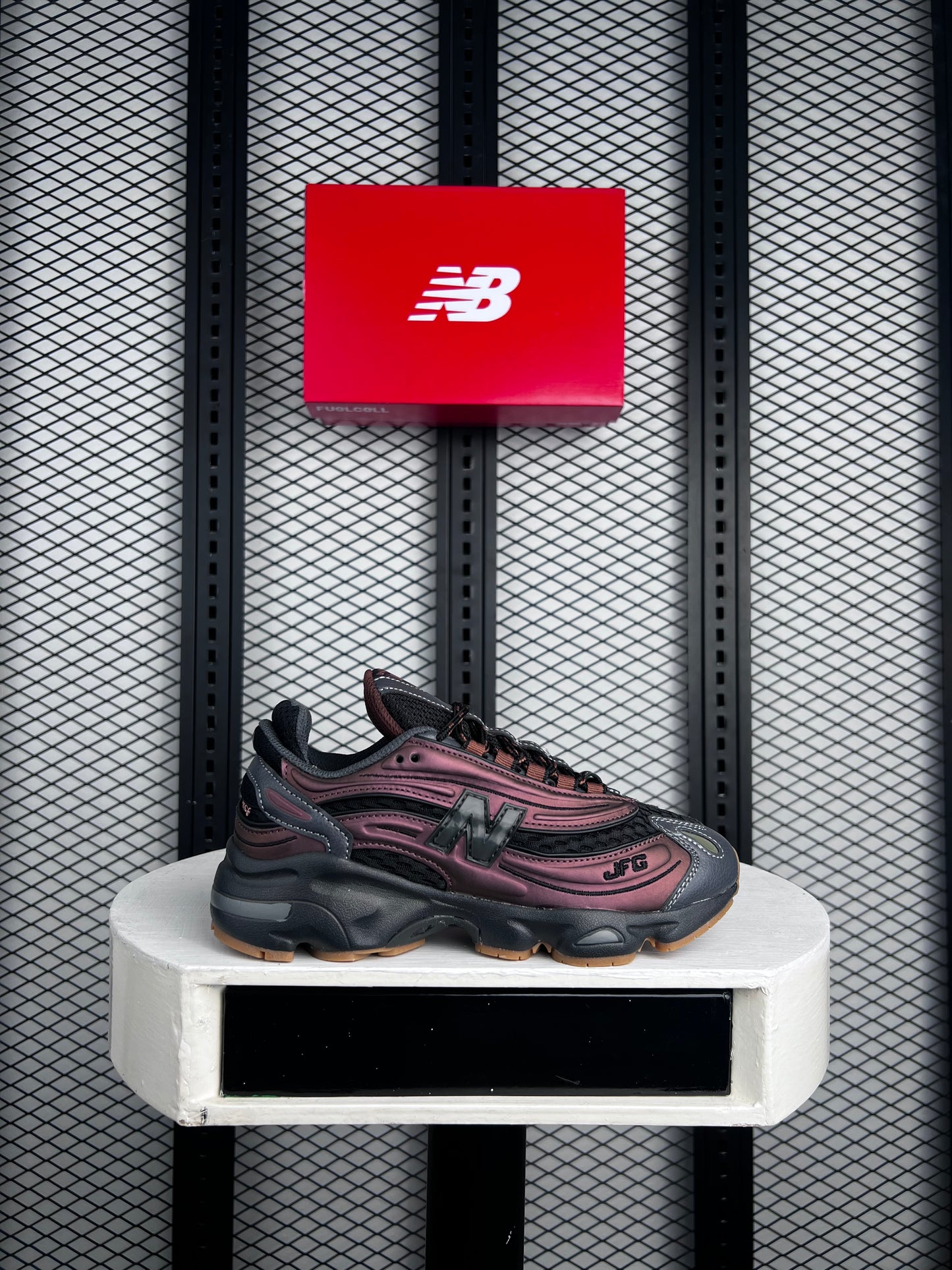 Ladies Luxury Sneaker