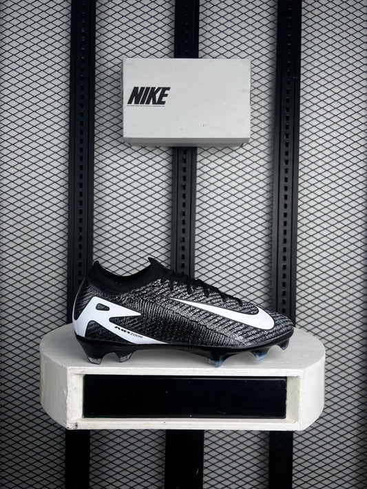 New Edition Soccer boot