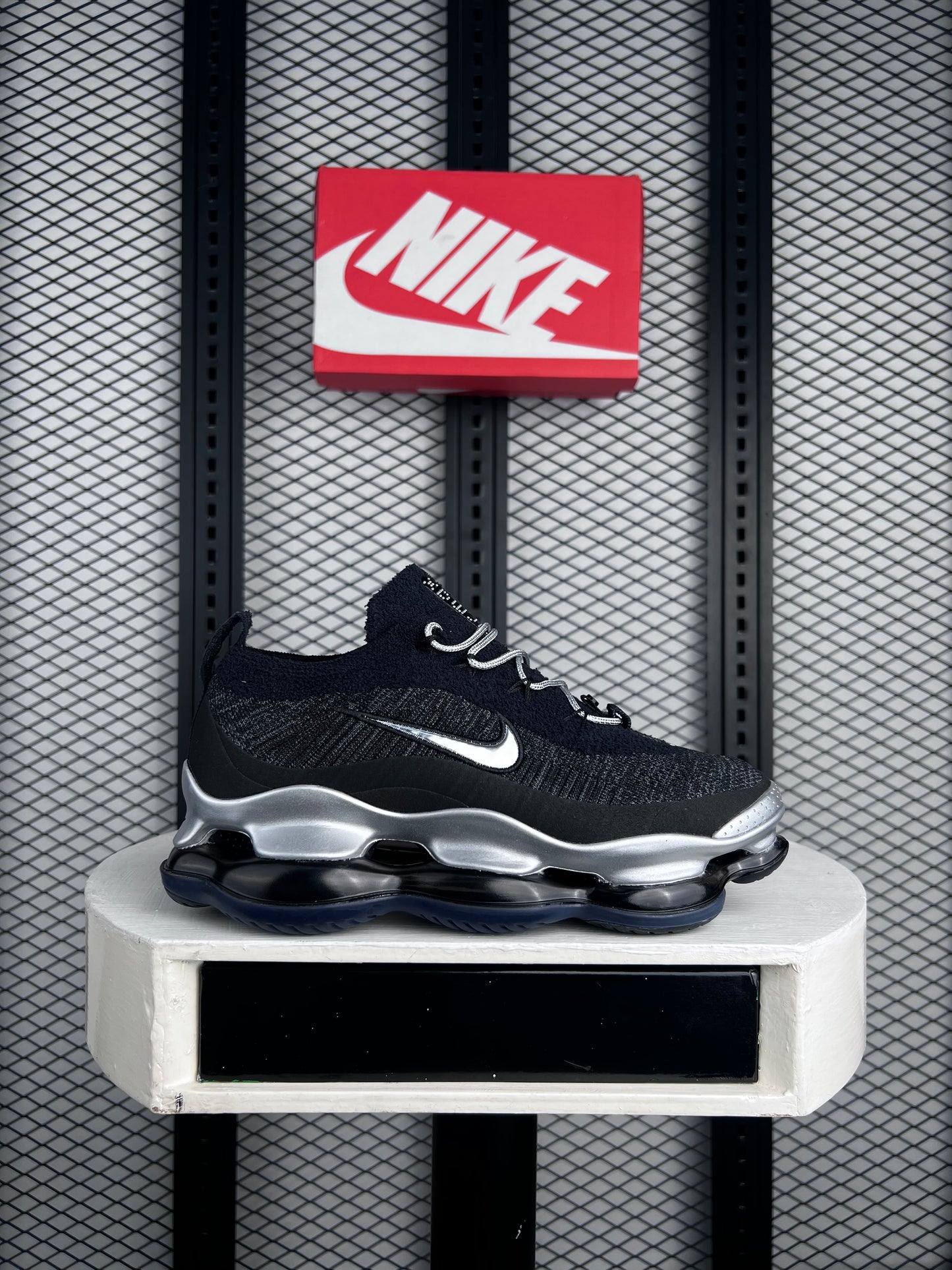 Air M Special Edition Sneaker