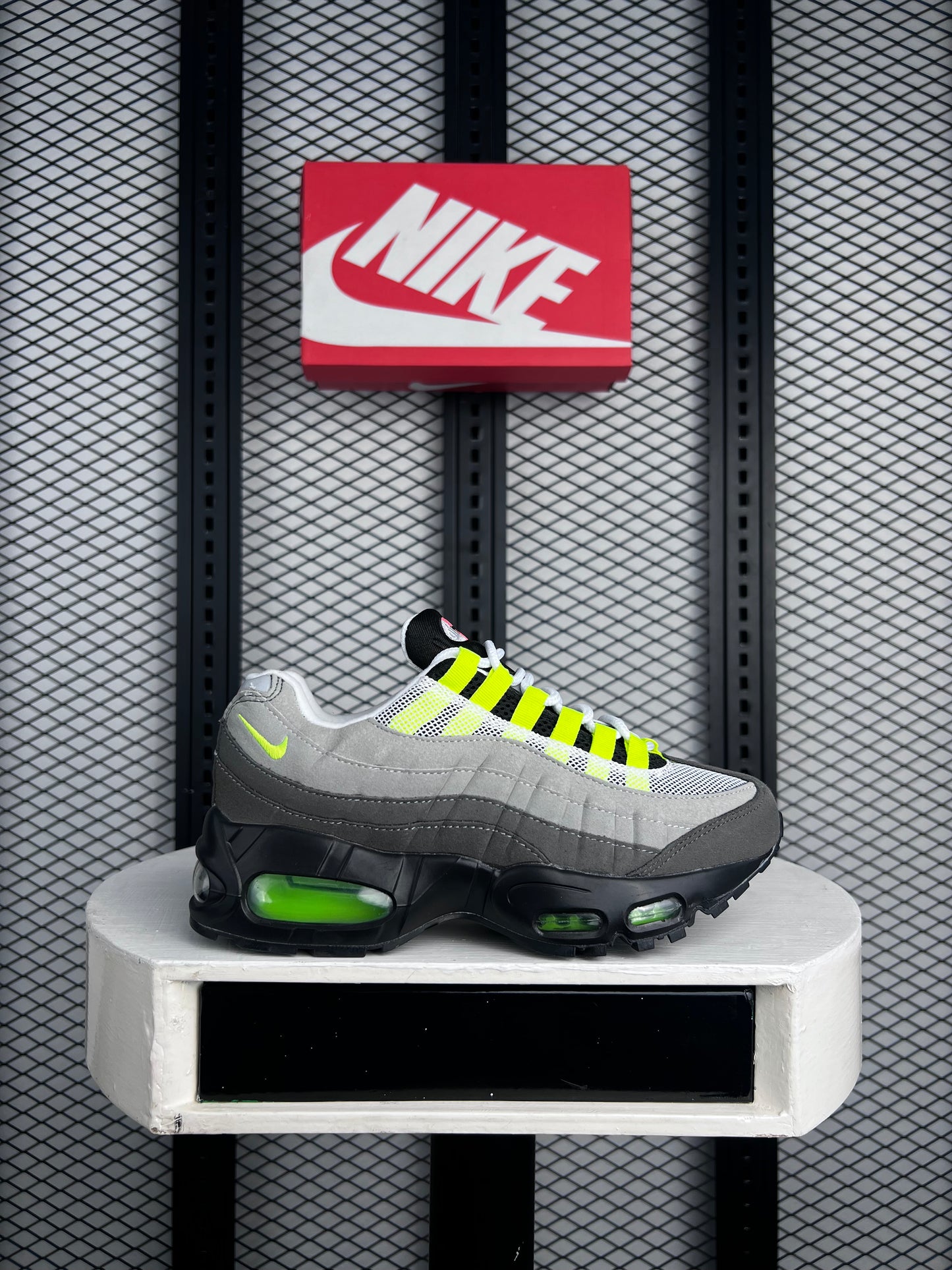 Air M Lifestyle sneaker