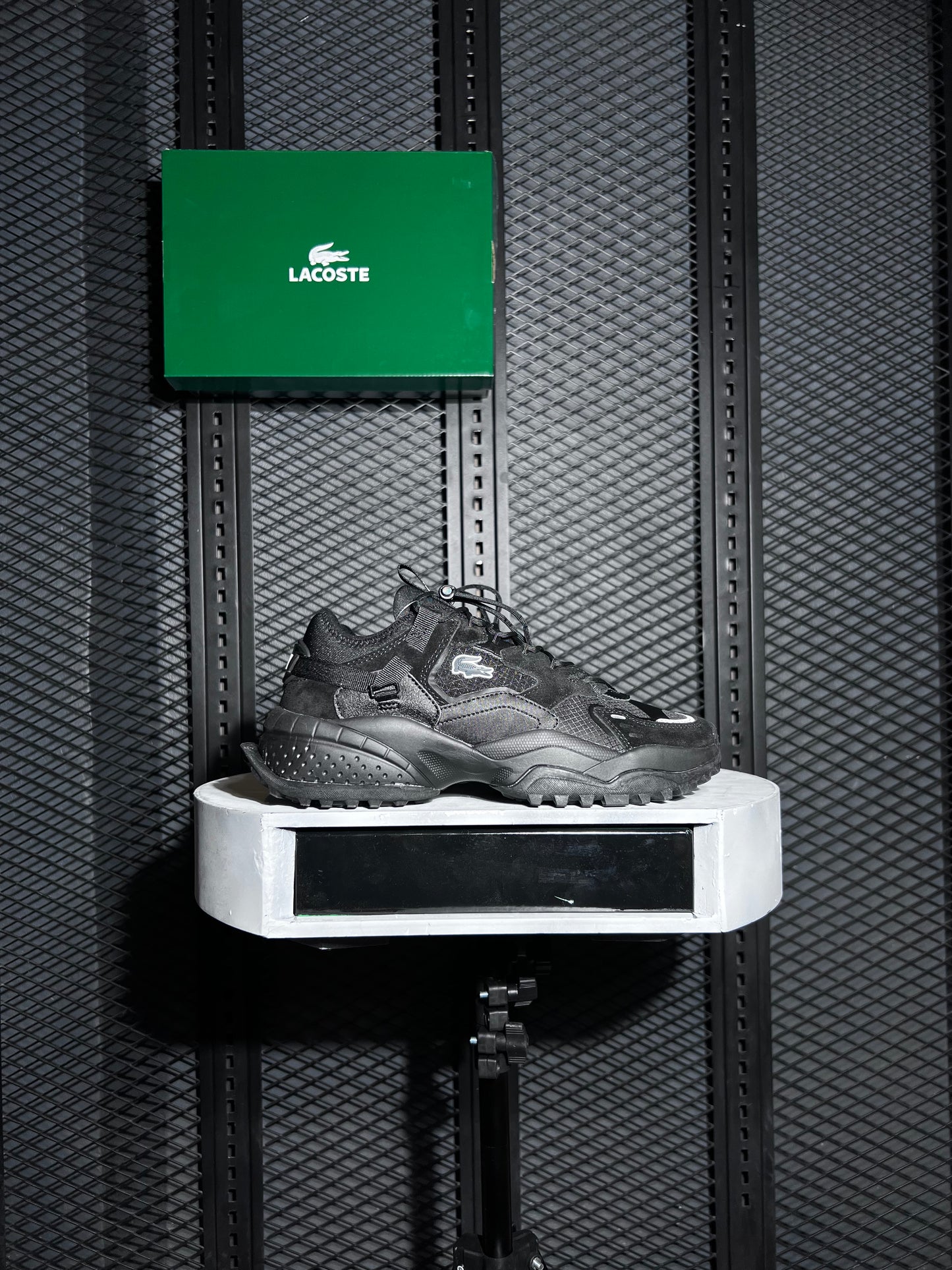 L-Guard Breaker shoes