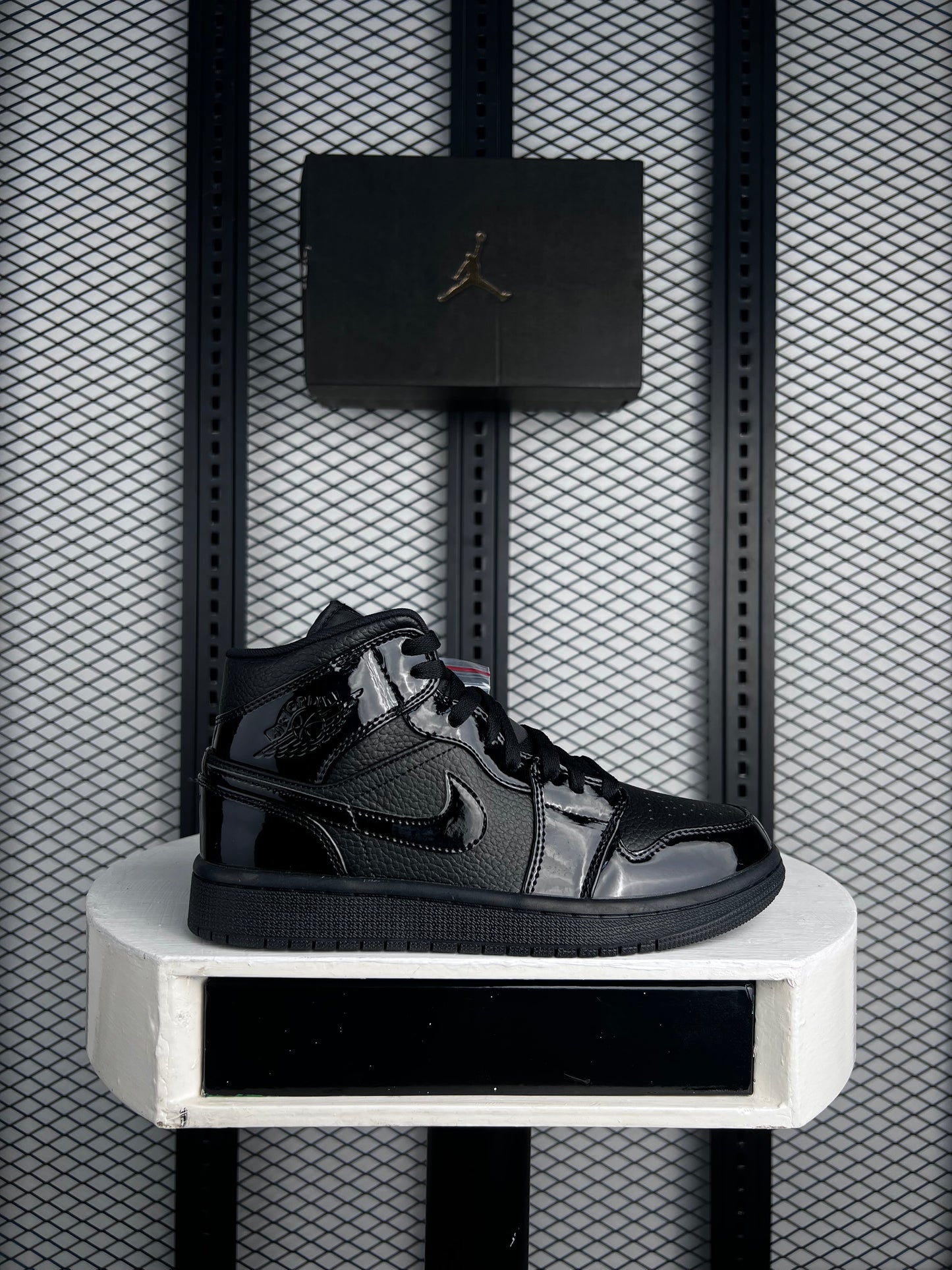 J1 Lifestyle sneaker