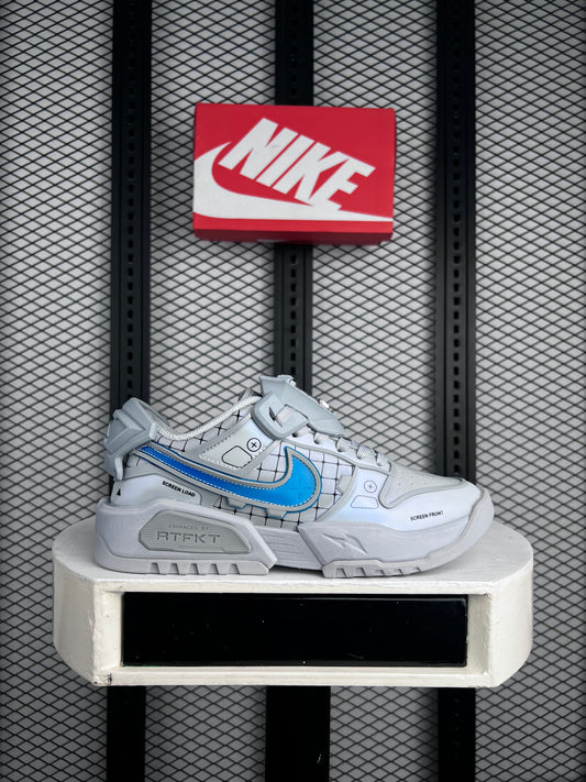Special Edition Sneaker