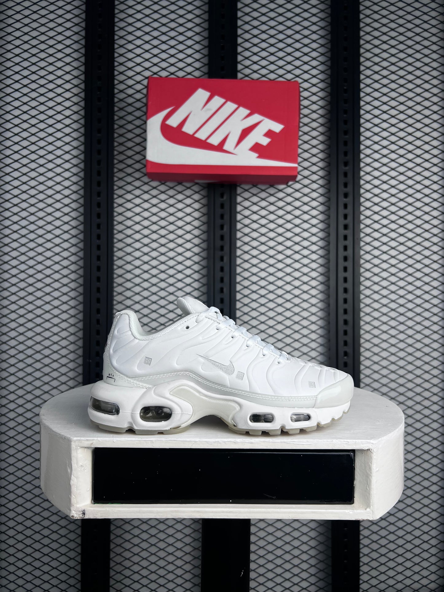 Special Edition sneaker