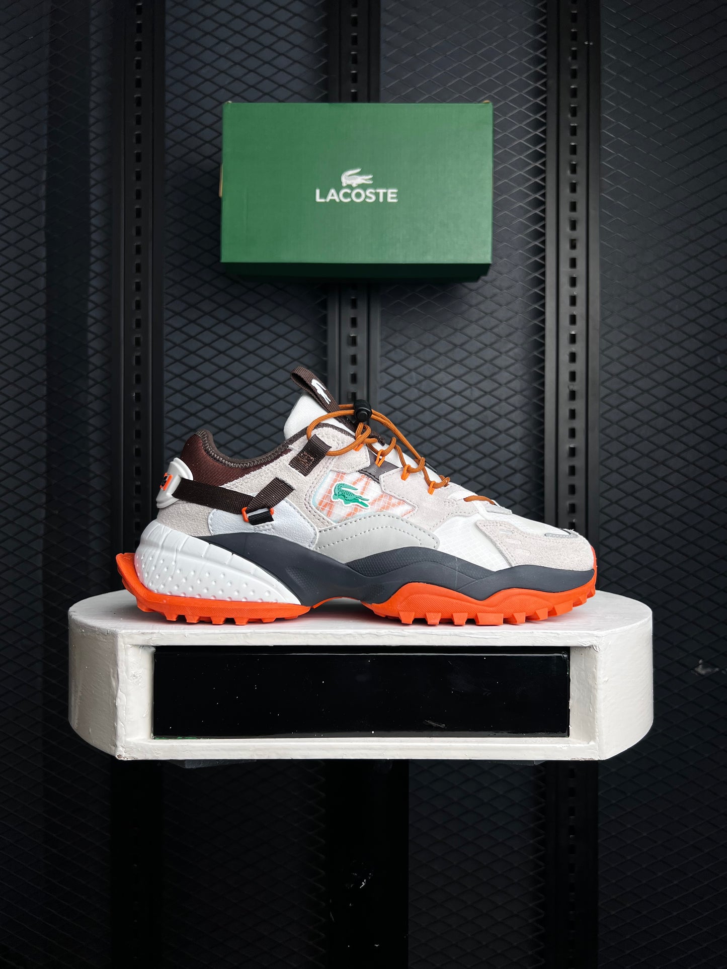 L Guard Breaker Out Door Sneakers