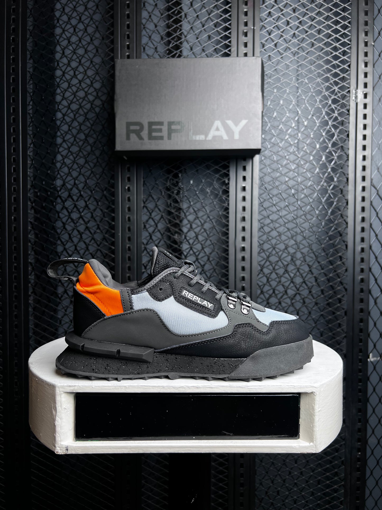 Men’s Lifestyle Sneakers