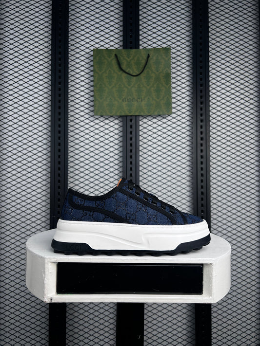 Ladies Luxury sneaker