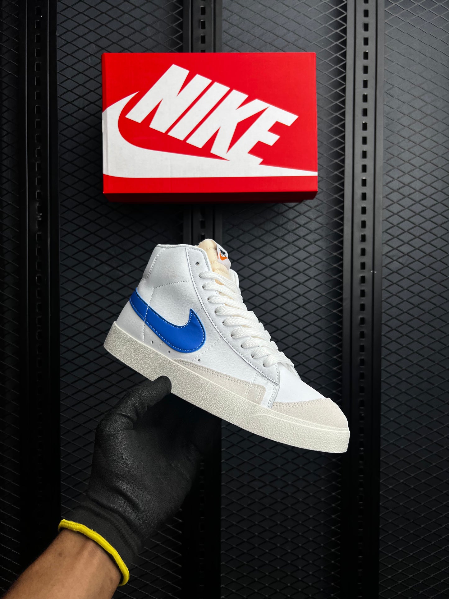 Blazer High Sneaker
