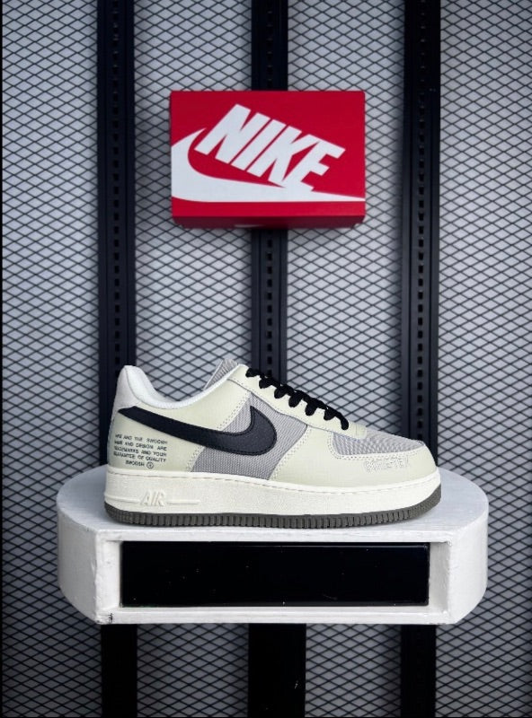 Sneaker Cream Black Grey