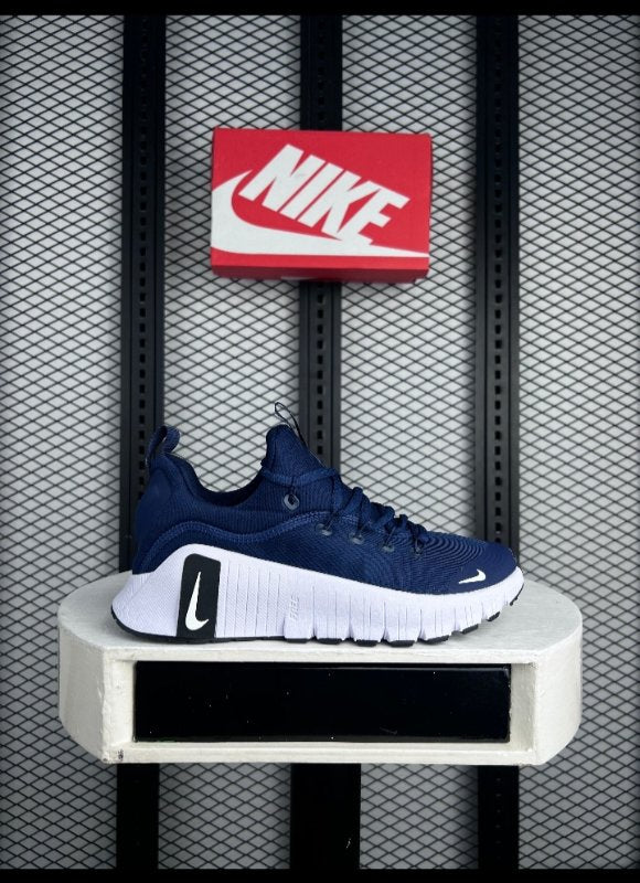 Textured mesh runner in navy
