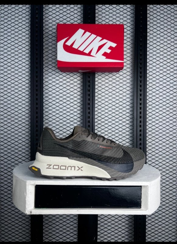 Sneaker Next Black Cream