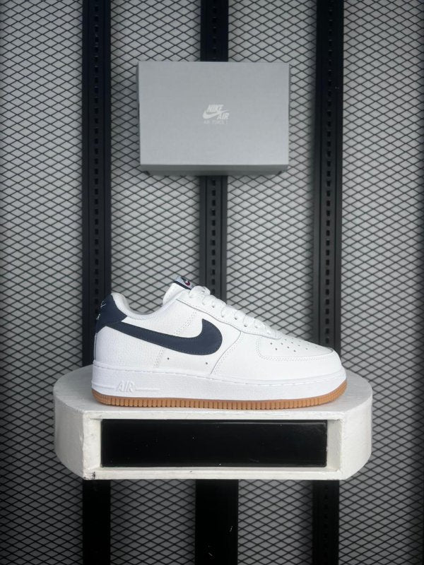 Sneaker LV8 White Midnight Navy Gum