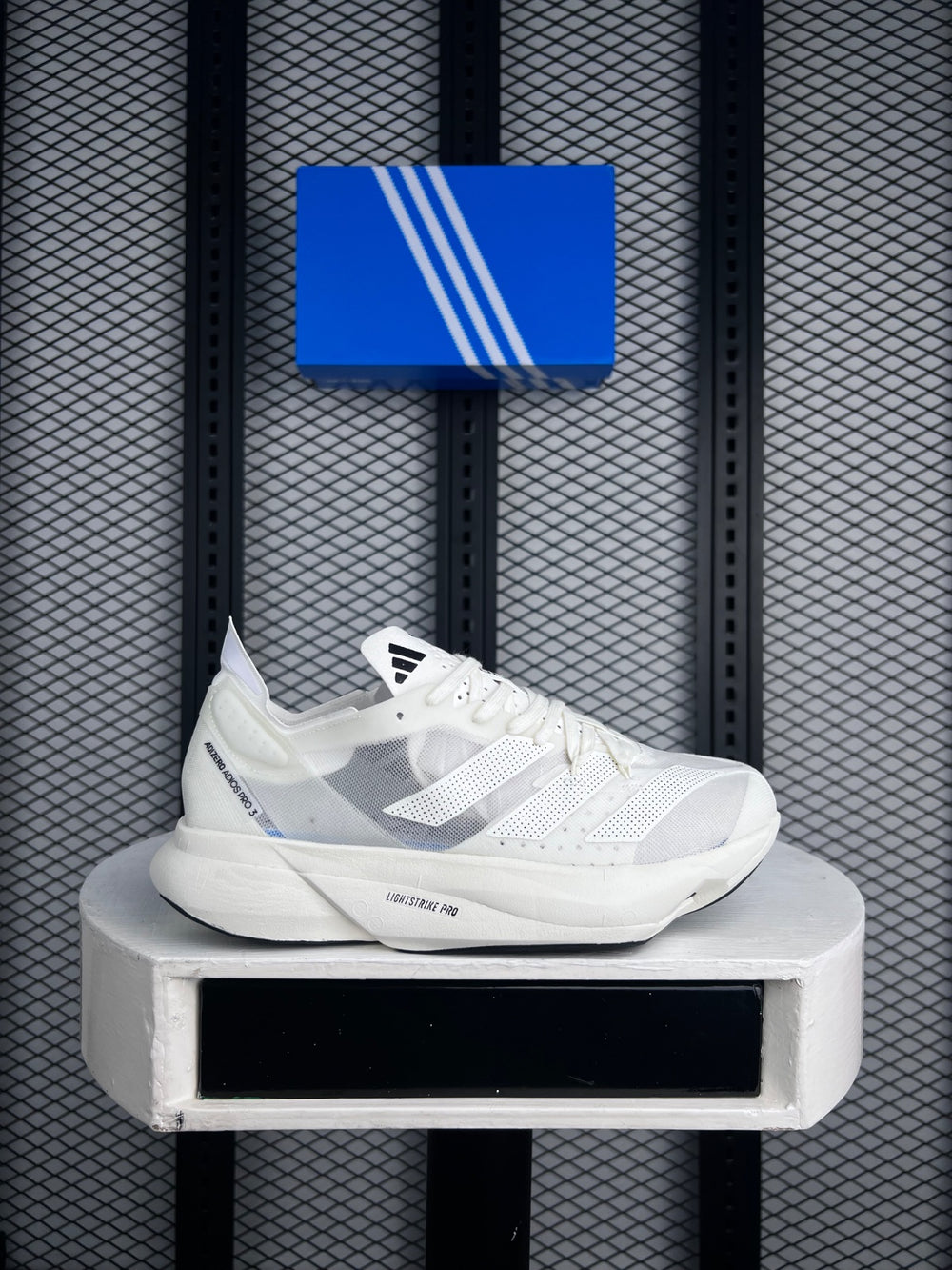 Sneaker Adios Pro White