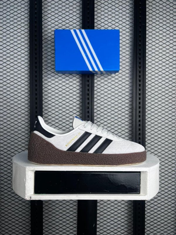 Sneaker White Black