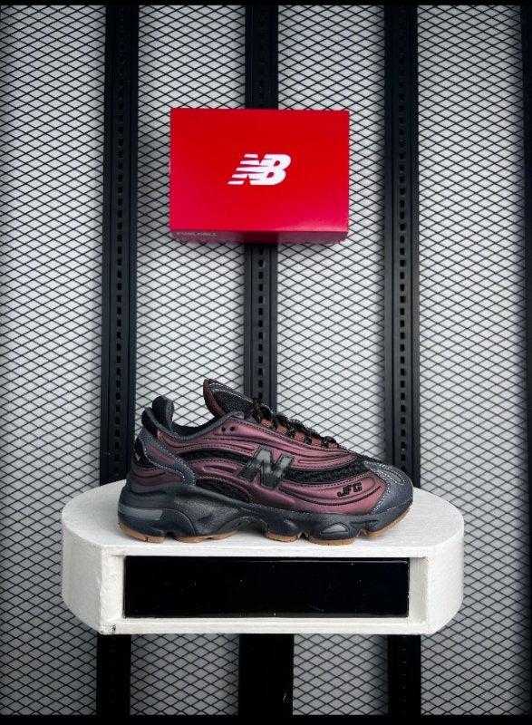 Sneaker Brown Black