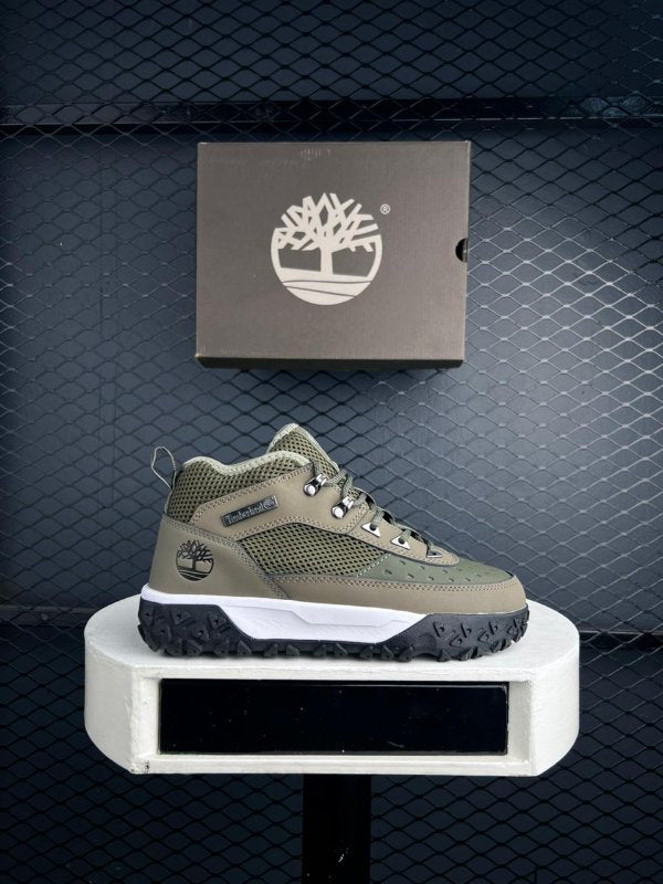 Mesh-panelled trail sneaker boot in olive green