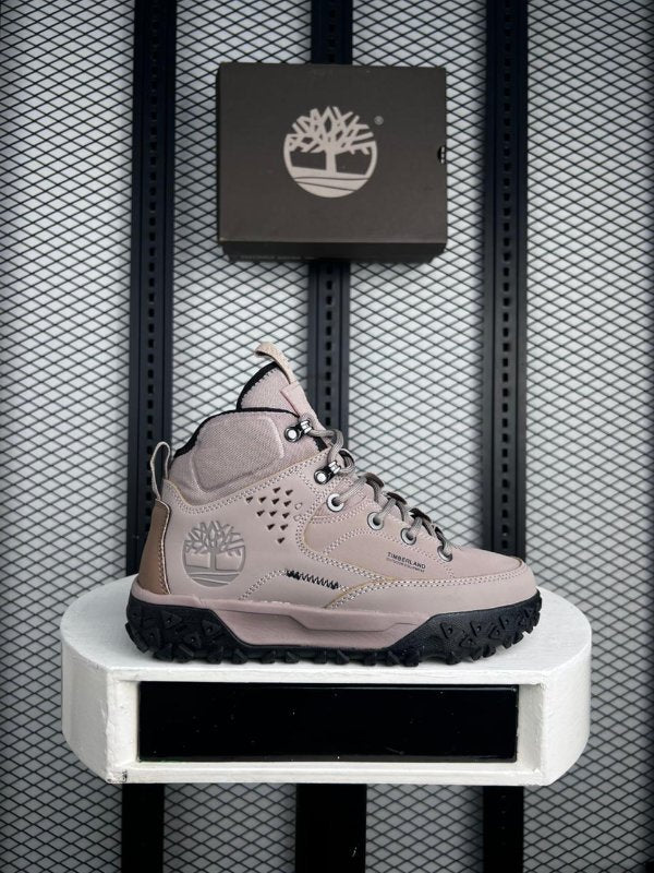 Motion Mid Hiking Boots Khaki