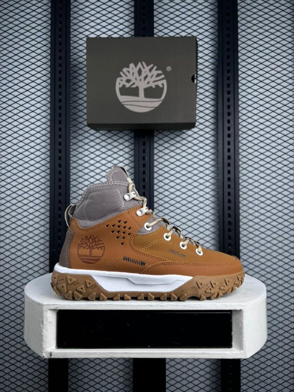 Mid-top boots Motion Wheat