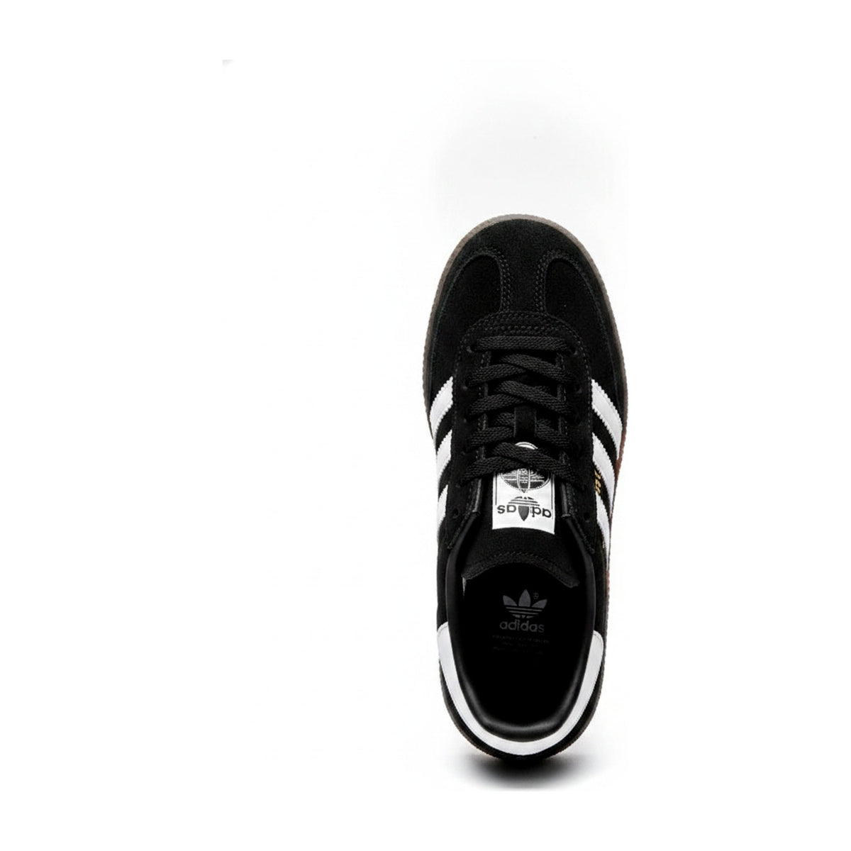 Low-profile retro silhouette in black nubuck with gum sole