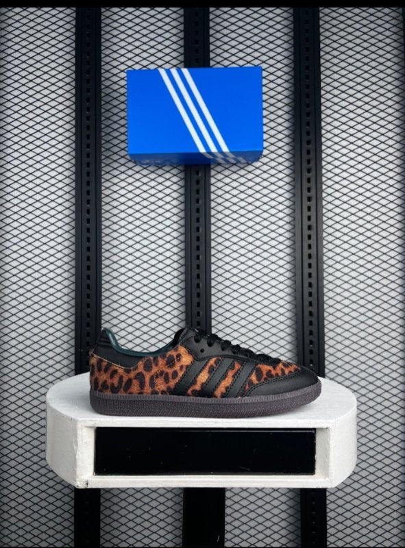 Sneaker Leopard Print Black