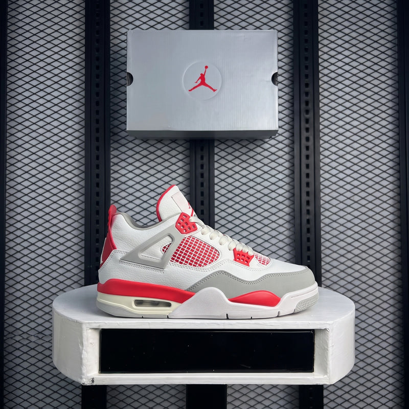 Moulded-sole panelled basketball sneaker in white and bright red