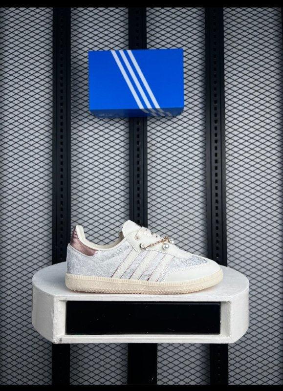 Sneaker Cream Grey