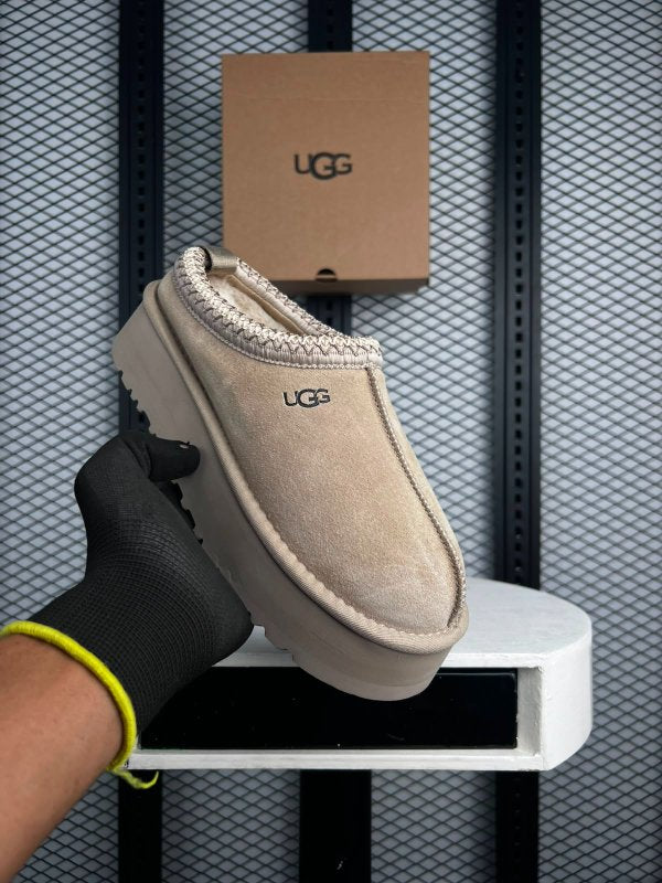 Sneaker Classic Ultra Mini Sand