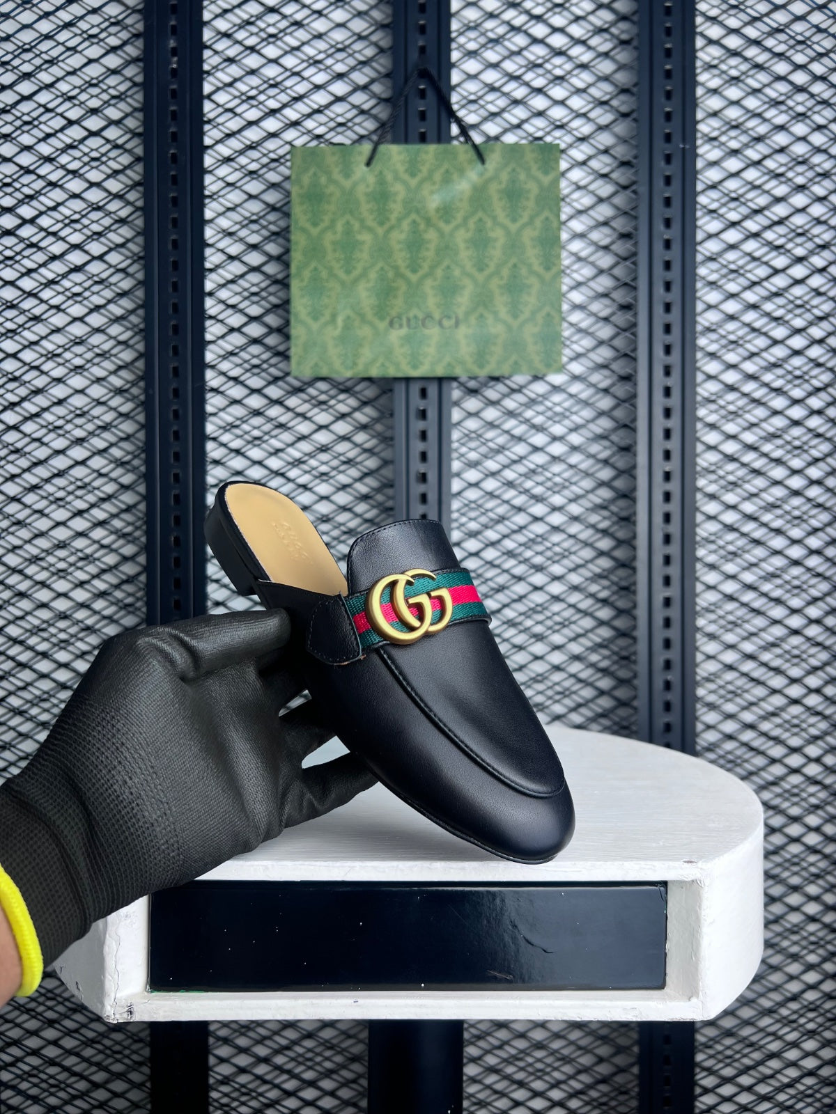 Smooth leather backless loafer with striped strap