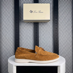 Textured nubuck loafer in tan