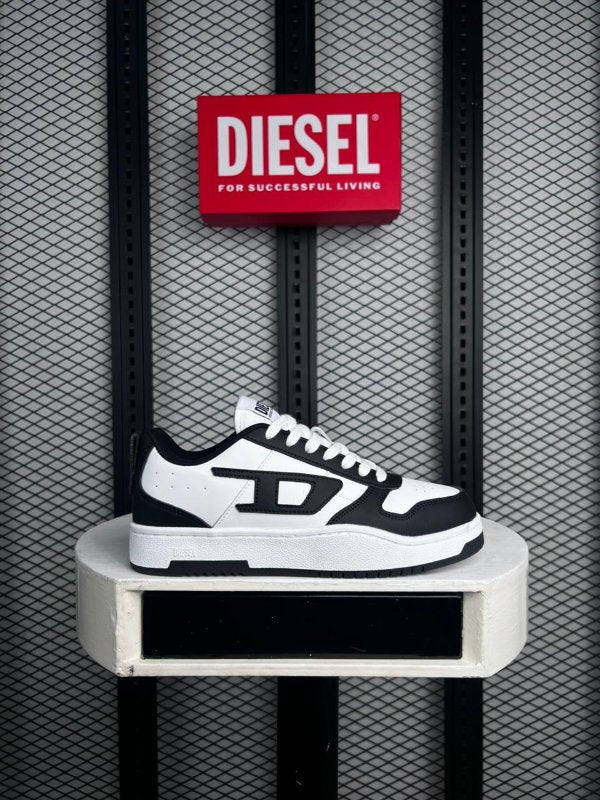 Low-top sneaker S Ukiyo V2 Black White