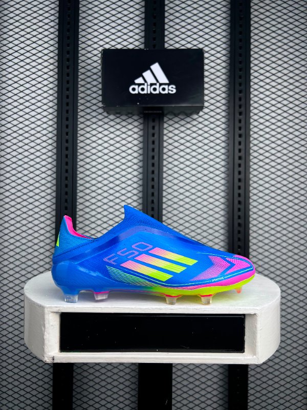 Gradient neon print laceless football boots