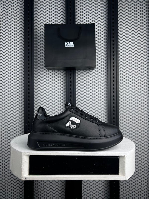 Sneaker Kushion Black