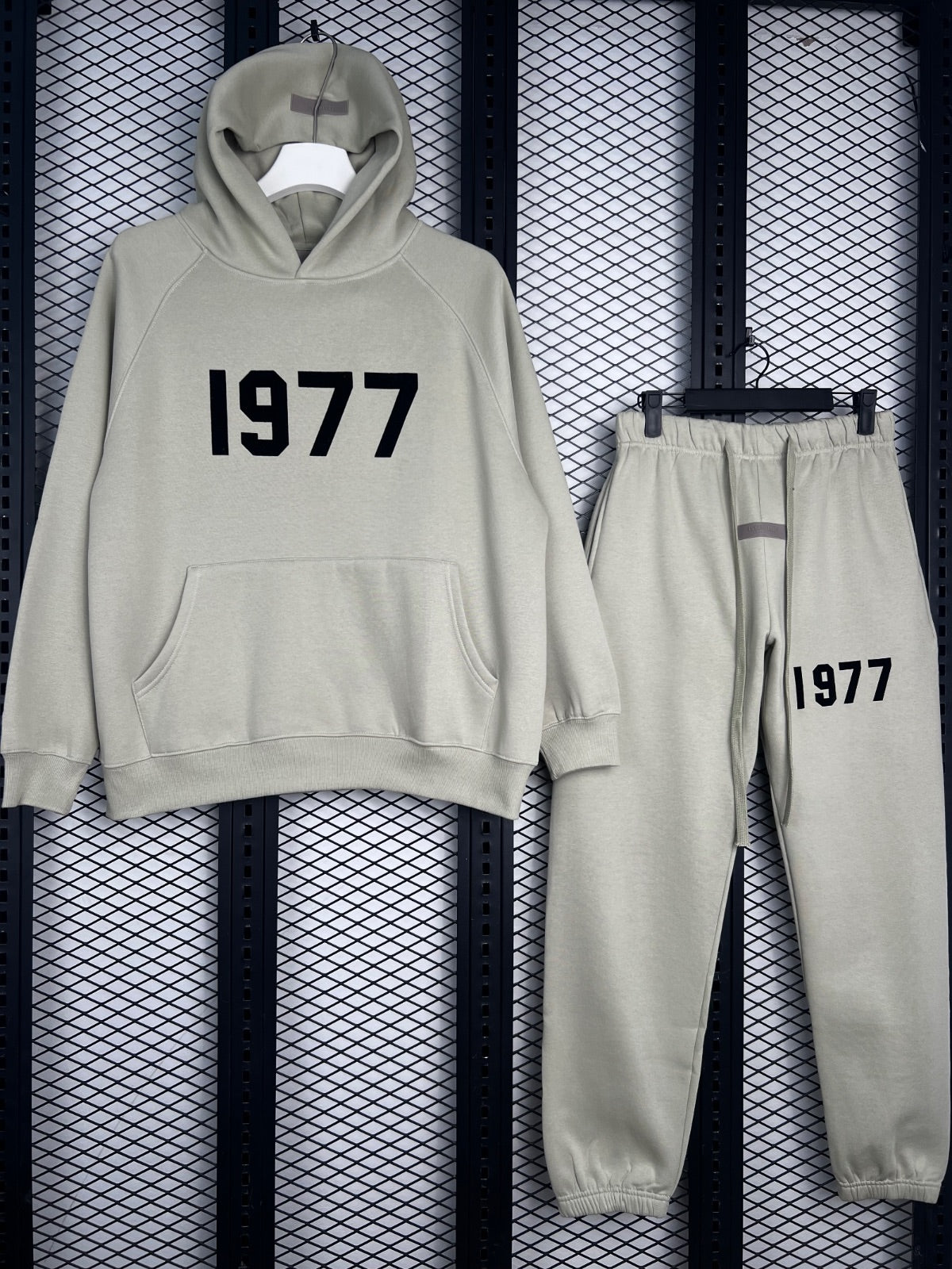 Raglan tracksuit set in taupe with graphic print