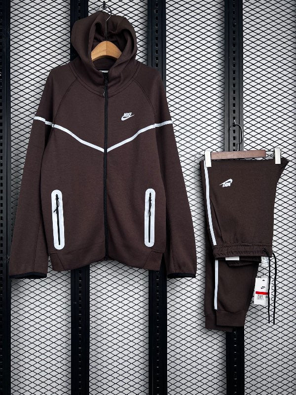 Tracksuit Brown