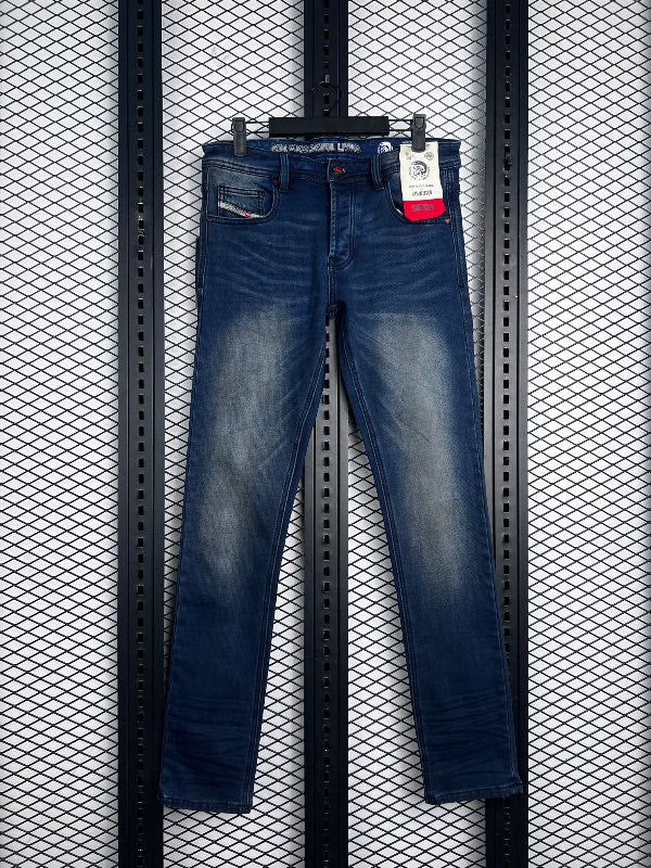 Y8160 Blue Jeans
