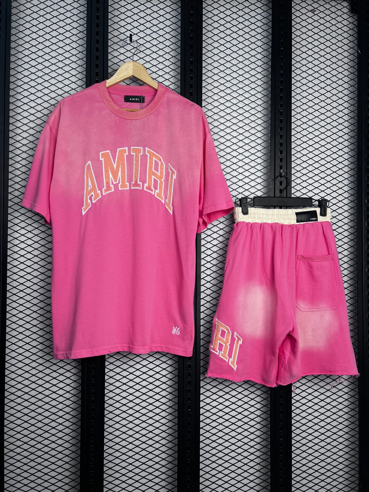 Pink faded cotton T-shirt and shorts set