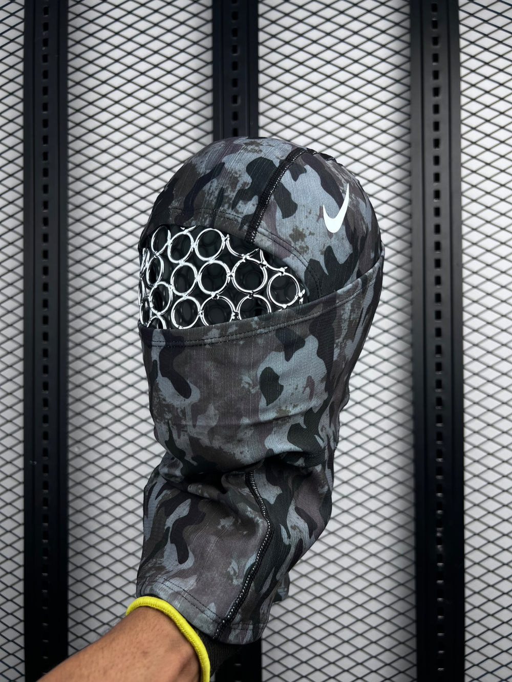 Articulated seam balaclava in dark grey camouflage