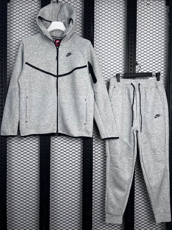 Tracksuit Gray