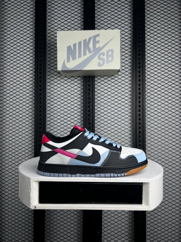 Colour-block leather low-top in black and white with a skate finish