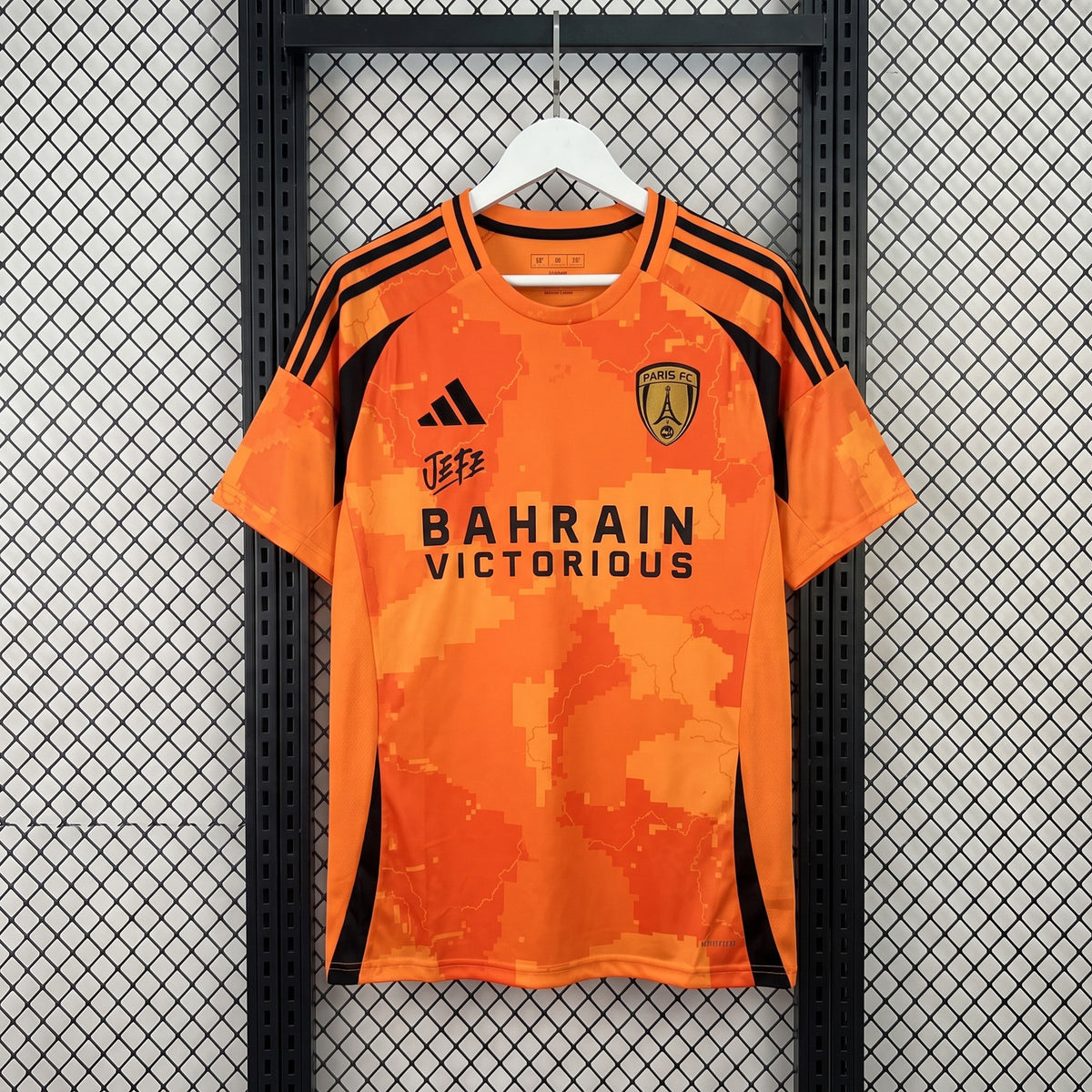 Short-sleeve goalkeeper top in digital orange pixel print