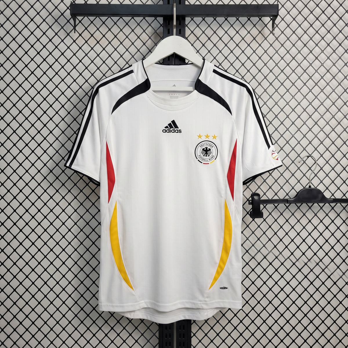 Lightweight knit jersey with black, red and gold panels
