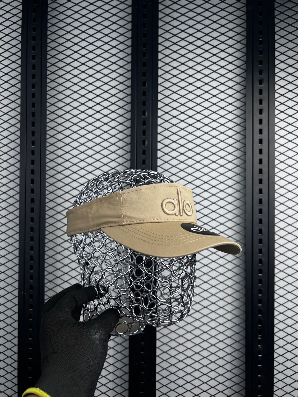 Cotton twill embroidered visor in beige