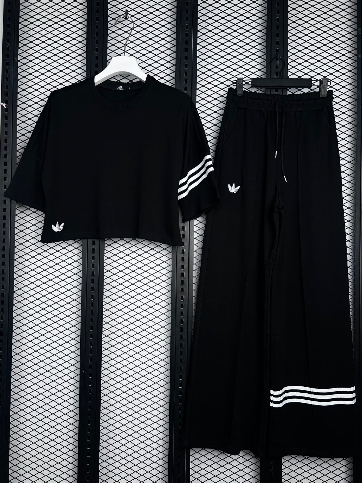 Chevron three-stripe wide-leg tracksuit set in black