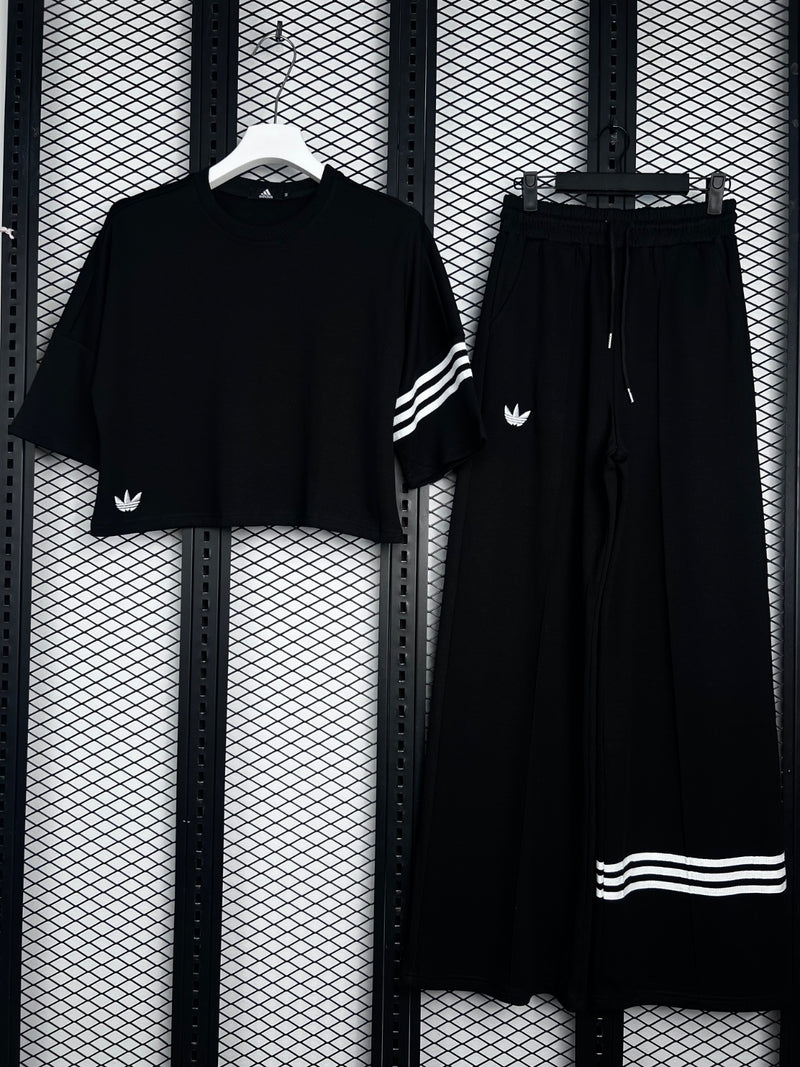 Chevron three-stripe wide-leg tracksuit set in black