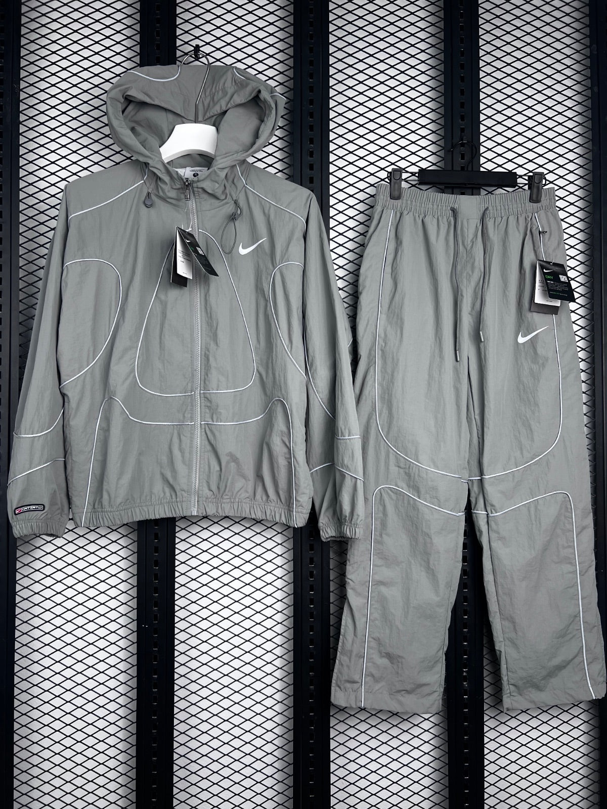 Contrast-piped nylon hooded tracksuit set in slate grey