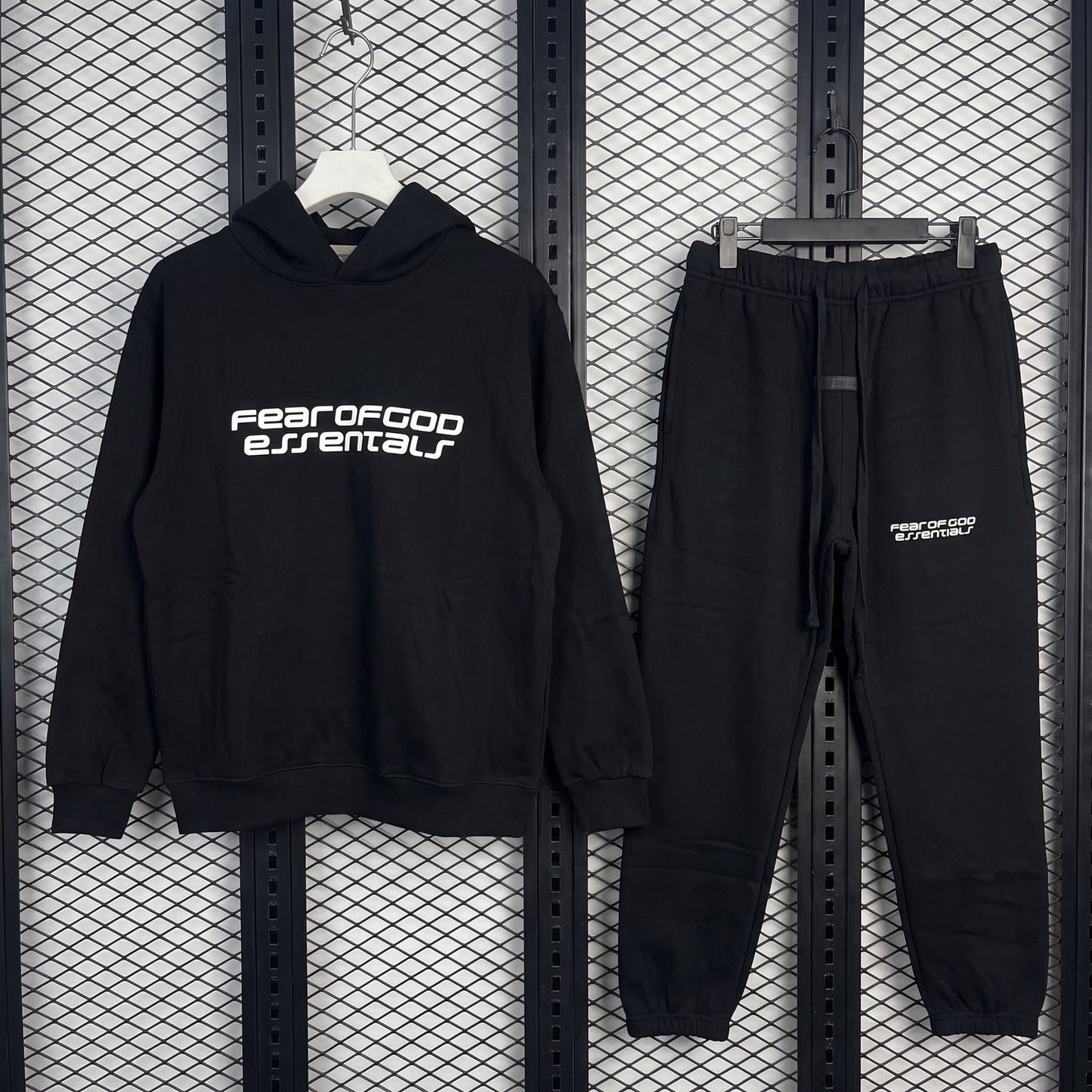 Drawstring-waist fleece tracksuit set in solid black